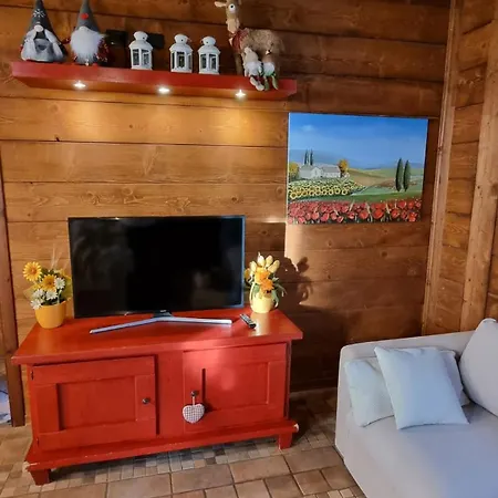 Casa Fabiani - In Toscana - Via Francigena - Pet Friendly * Orentano